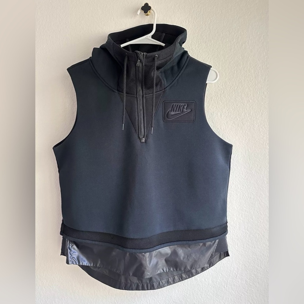 NIKE WOMENS MIXED MATERIAL PULLOVER SLEEVELESS HOODIE VEST